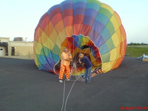 Not so easy to fold a air balloon