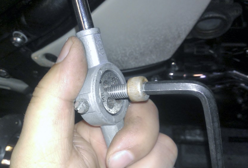 Yamaha Road Star XV1700 Warrior Refreshes threads