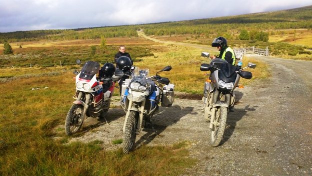 Honda 750 Africa Twin, BMW F800GS Trophy og Kawasaki KLE500