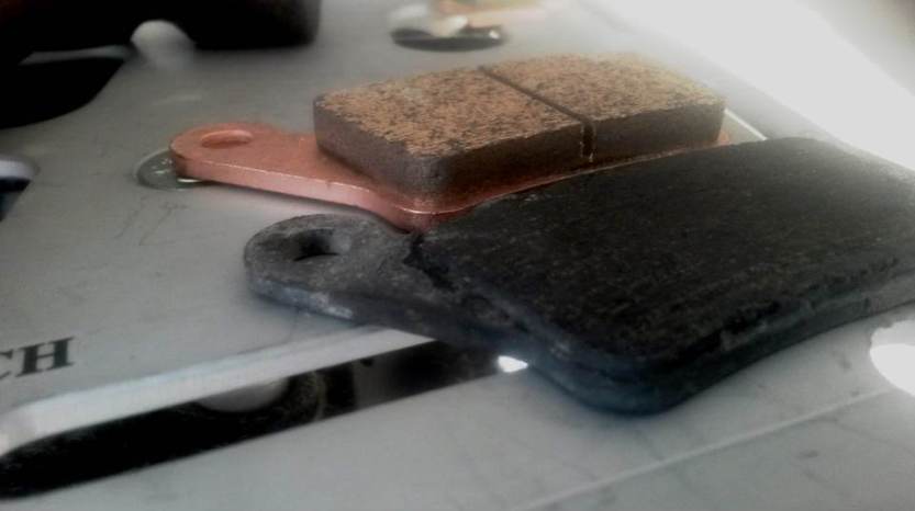 BMW F800GS Bremseklosser