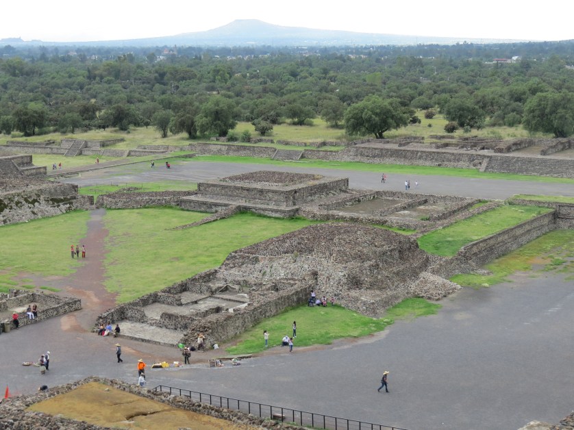Utsikten fra Teotihuacán, pyramid of the sun 